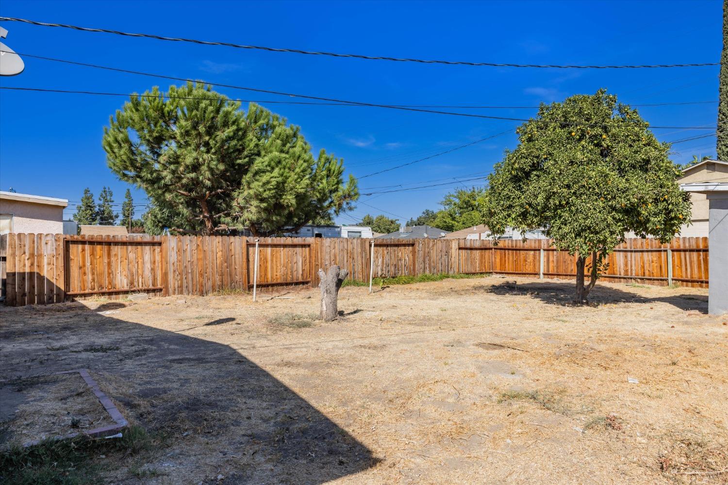 Detail Gallery Image 33 of 37 For 2704 Sparks Way, Modesto,  CA 95350 - 3 Beds | 2 Baths