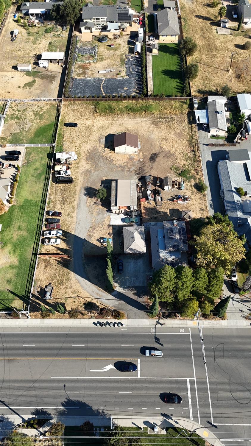 Detail Gallery Image 5 of 22 For 3175 Jefferson Blvd, West Sacramento,  CA 95691 - 4 Beds | 3/1 Baths