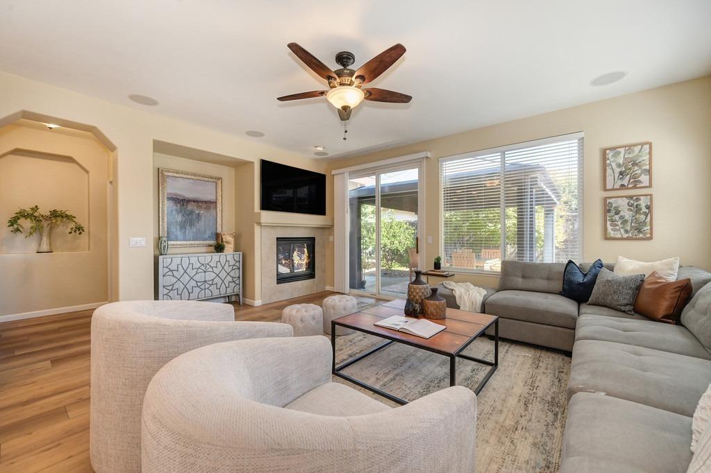 Detail Gallery Image 20 of 72 For 131 Rock House Cir, Sacramento,  CA 95835 - 2 Beds | 2 Baths