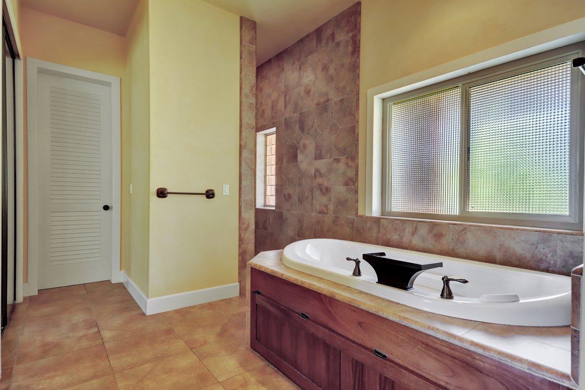 Detail Gallery Image 36 of 76 For 10698 Bell Rd, Penn Valley,  CA 95946 - 3 Beds | 2/1 Baths