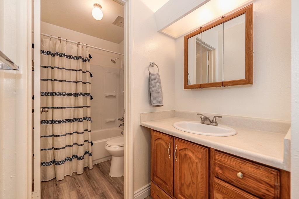 Detail Gallery Image 17 of 21 For 1188 Casita Dr #2,  Yuba City,  CA 95991 - 2 Beds | 1/1 Baths