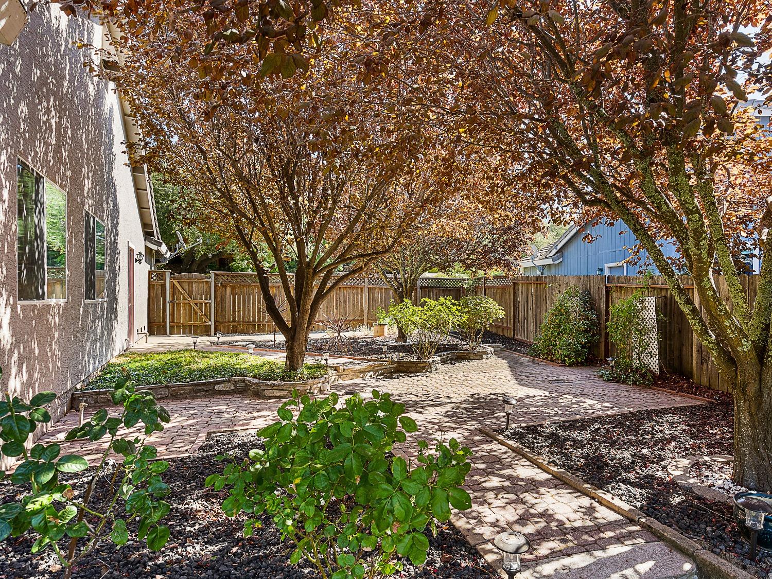 Detail Gallery Image 30 of 41 For 3300 Tea Rose Dr, El Dorado Hills,  CA 95762 - 3 Beds | 2 Baths