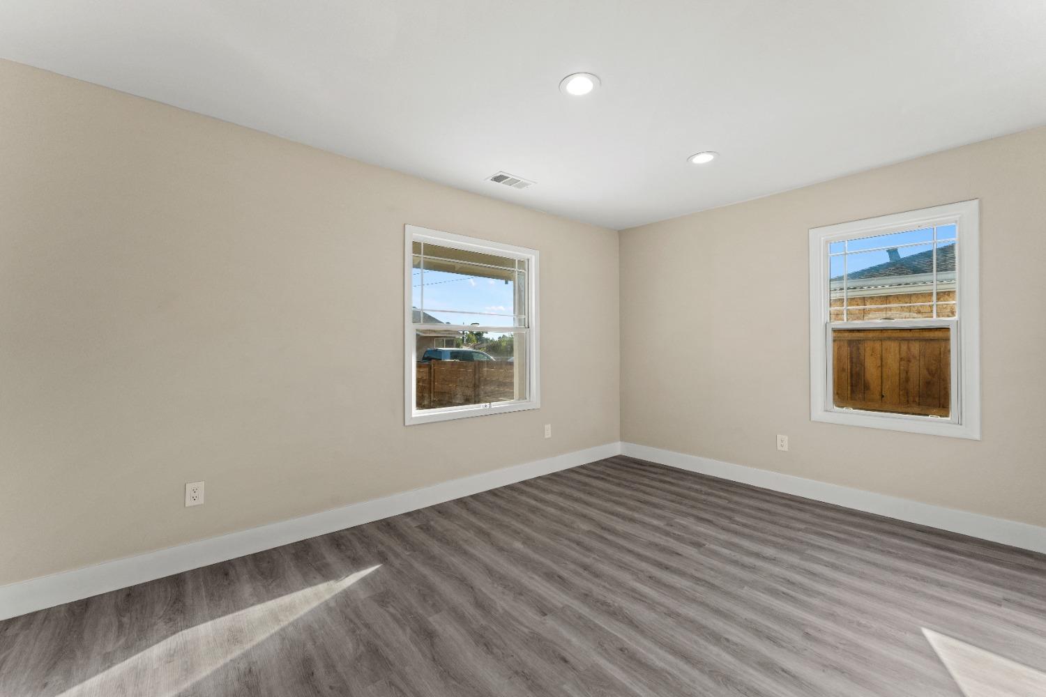 Detail Gallery Image 20 of 23 For 2107 Rassy Way, Sacramento,  CA 95821 - 4 Beds | 2 Baths