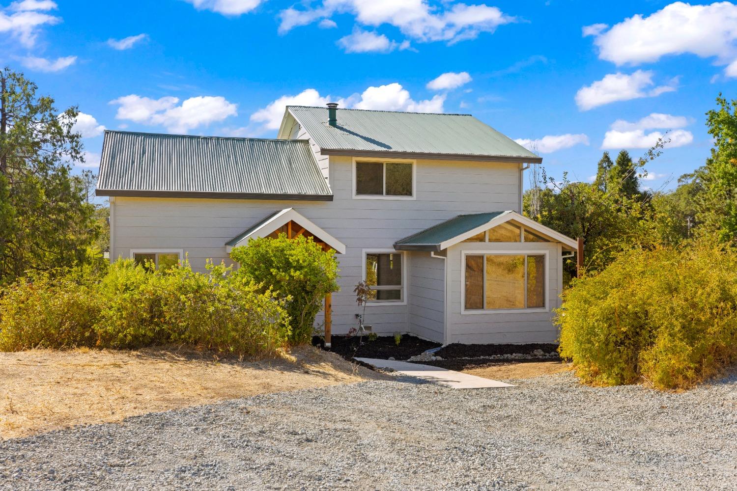 Detail Gallery Image 5 of 63 For 9803 State Highway 193, Placerville,  CA 95667 - 3 Beds | 2/1 Baths