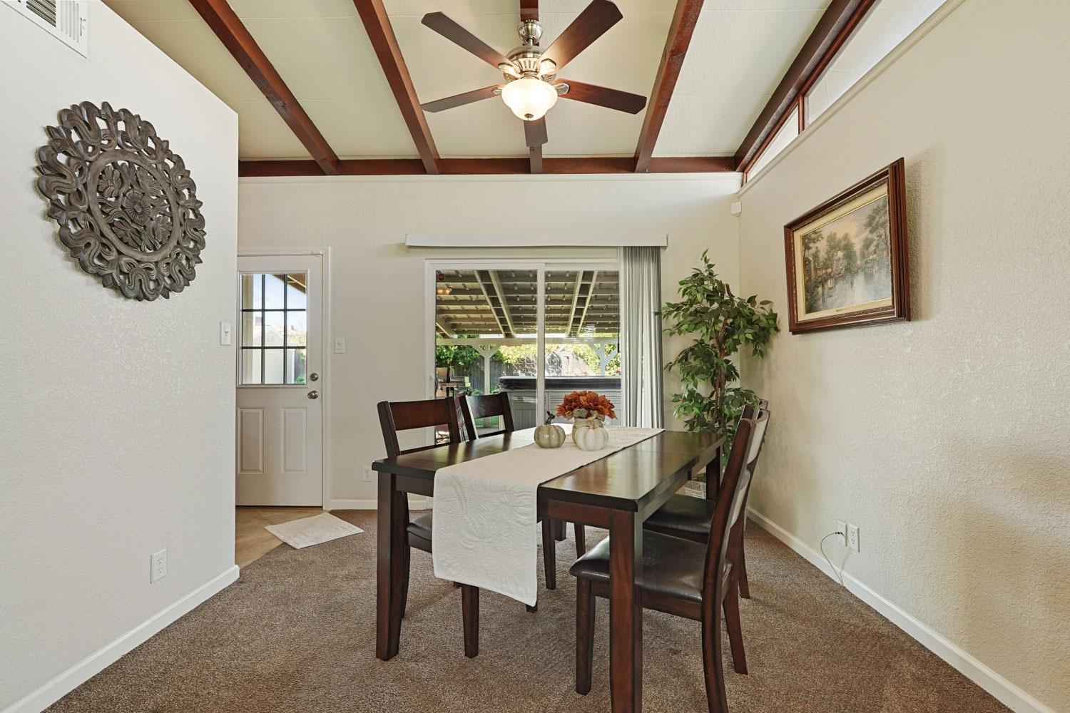 Detail Gallery Image 7 of 42 For 413 N Sunset Dr, Lodi,  CA 95240 - 3 Beds | 1 Baths