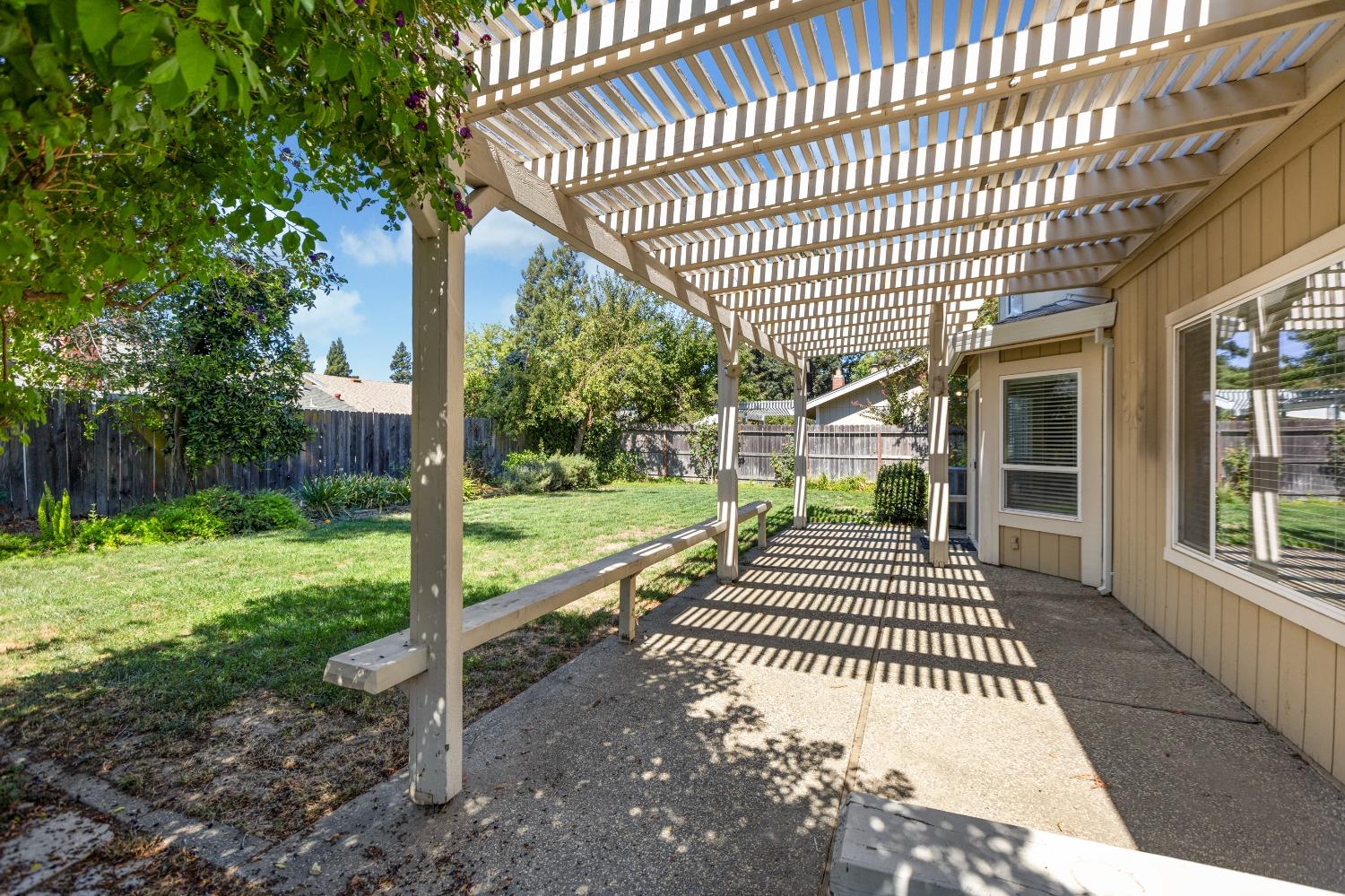 Detail Gallery Image 46 of 57 For 7346 Flowerwood, Sacramento,  CA 95831 - 3 Beds | 2/1 Baths