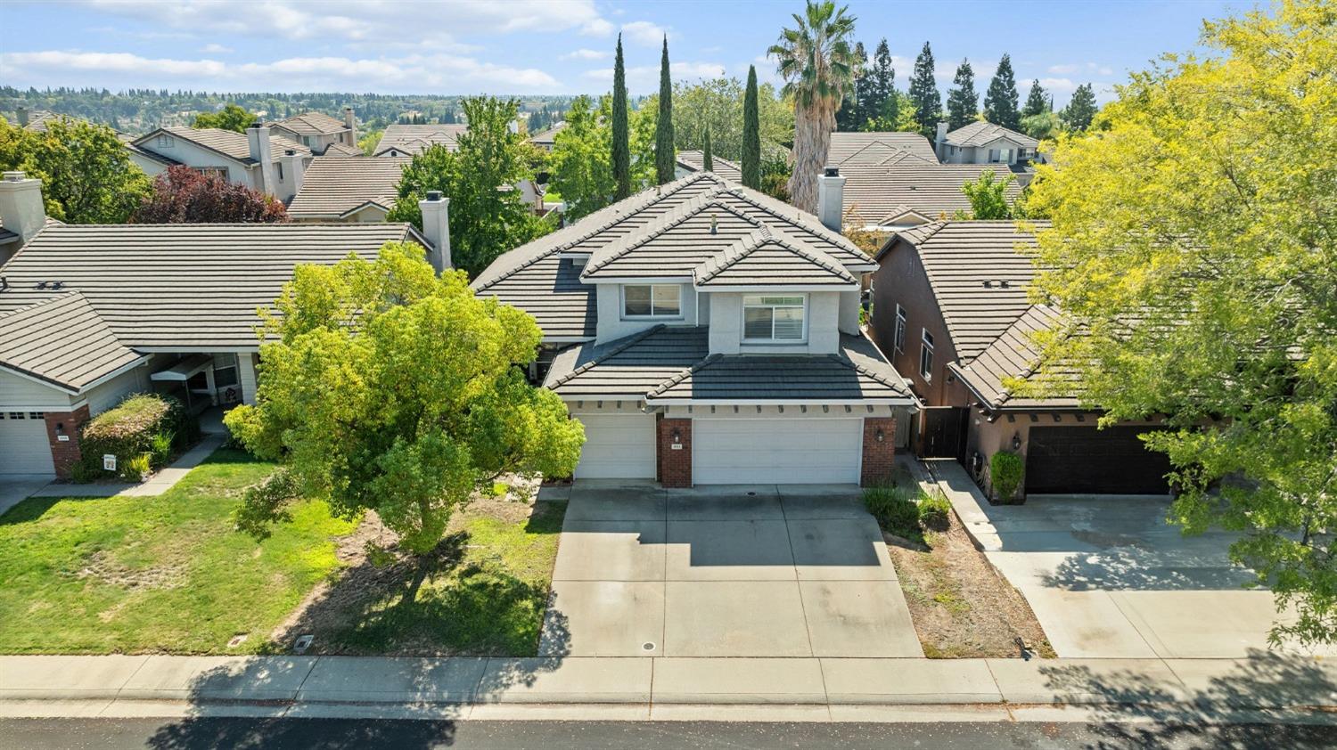 Detail Gallery Image 2 of 69 For 1844 Talon Rd, Rocklin,  CA 95765 - 4 Beds | 3 Baths