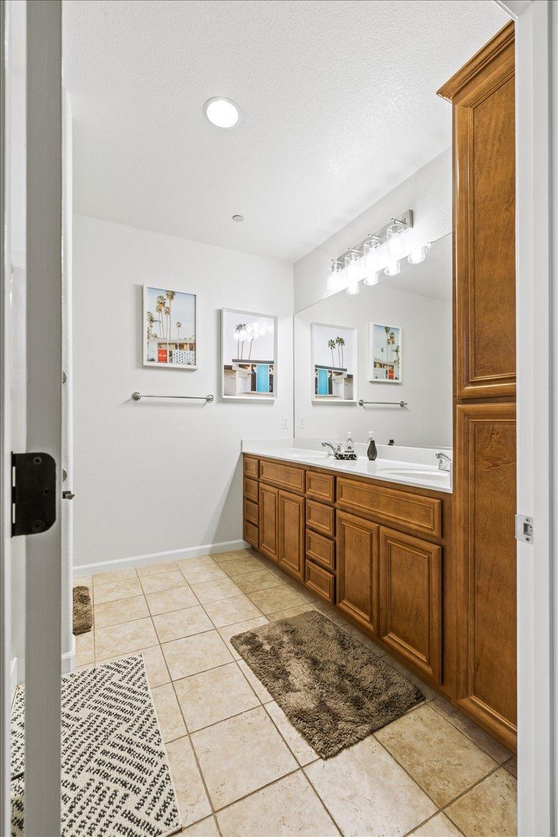 Detail Gallery Image 16 of 25 For 1200 Marseille Ln, Roseville,  CA 95747 - 2 Beds | 2 Baths