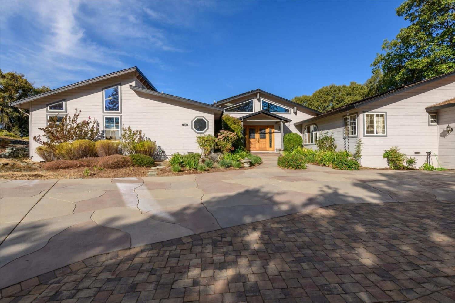 Detail Gallery Image 2 of 67 For 4080 Yosemite Pl, Placerville,  CA 95667 - 3 Beds | 2 Baths