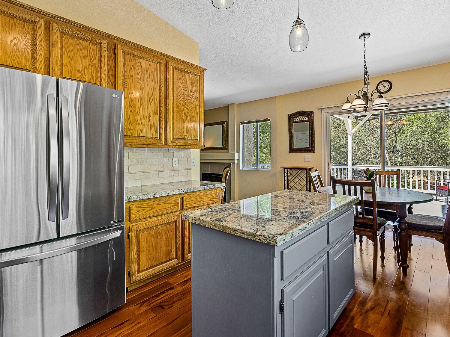 Detail Gallery Image 8 of 41 For 3300 Tea Rose Dr, El Dorado Hills,  CA 95762 - 3 Beds | 2 Baths