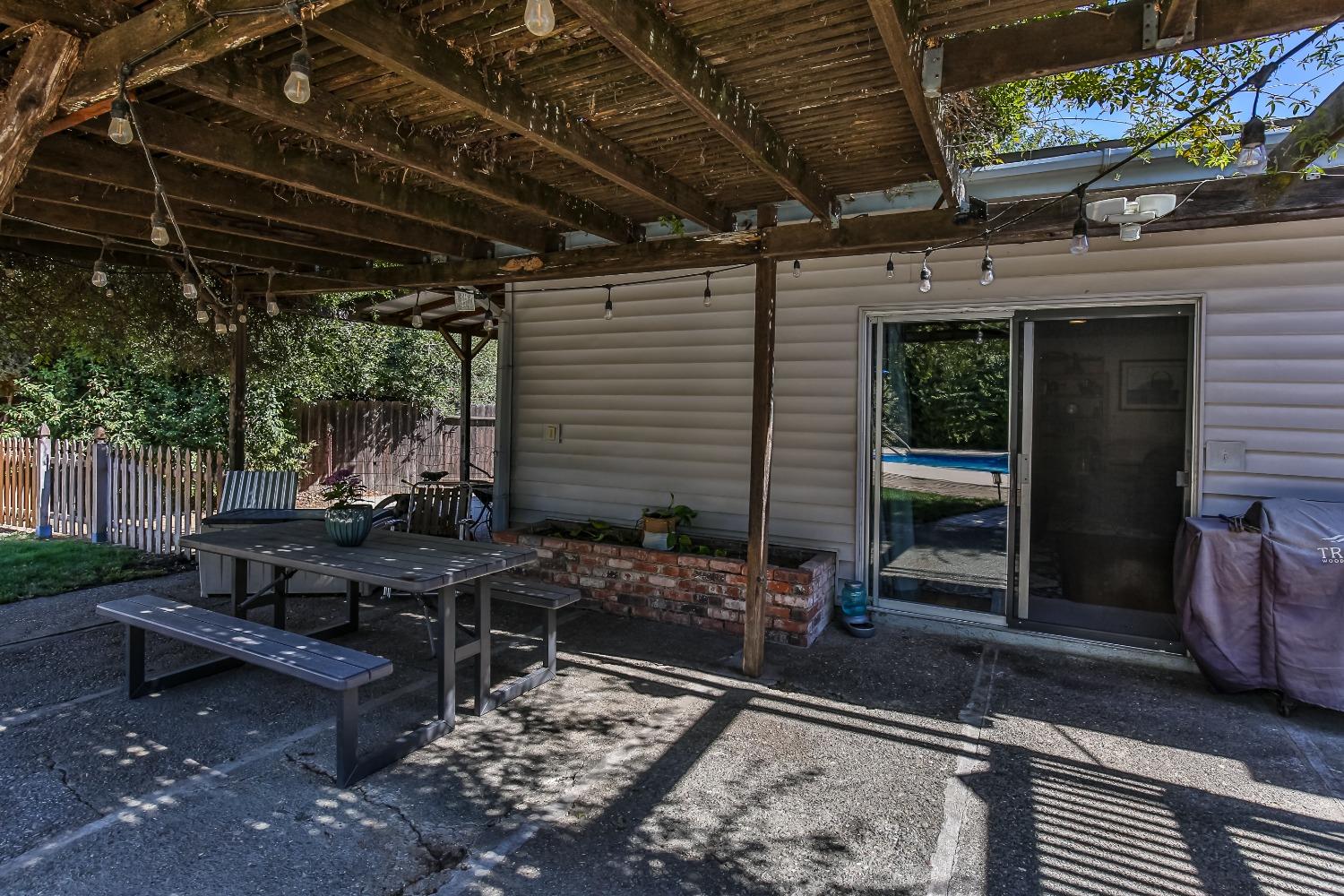 Archer Drive, Woodland, California image 33