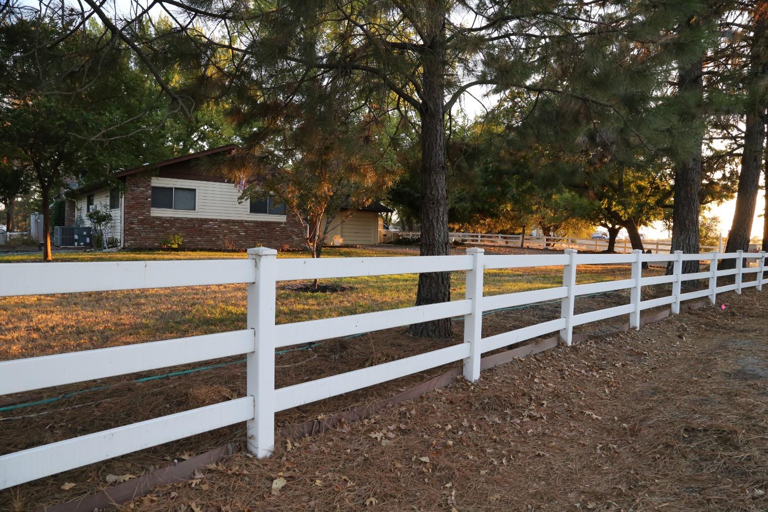 Detail Gallery Image 1 of 61 For 5726 Gold Hill Rd, Placerville,  CA 95667 - 3 Beds | 2/1 Baths