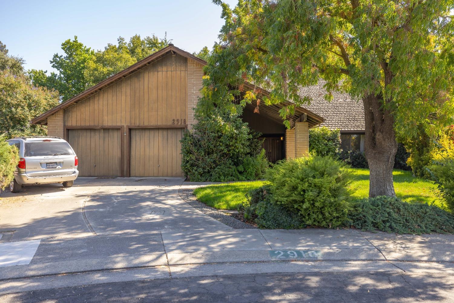 Detail Gallery Image 1 of 59 For 2918 Snowbrook Ct, Stockton,  CA 95219 - 5 Beds | 3/1 Baths