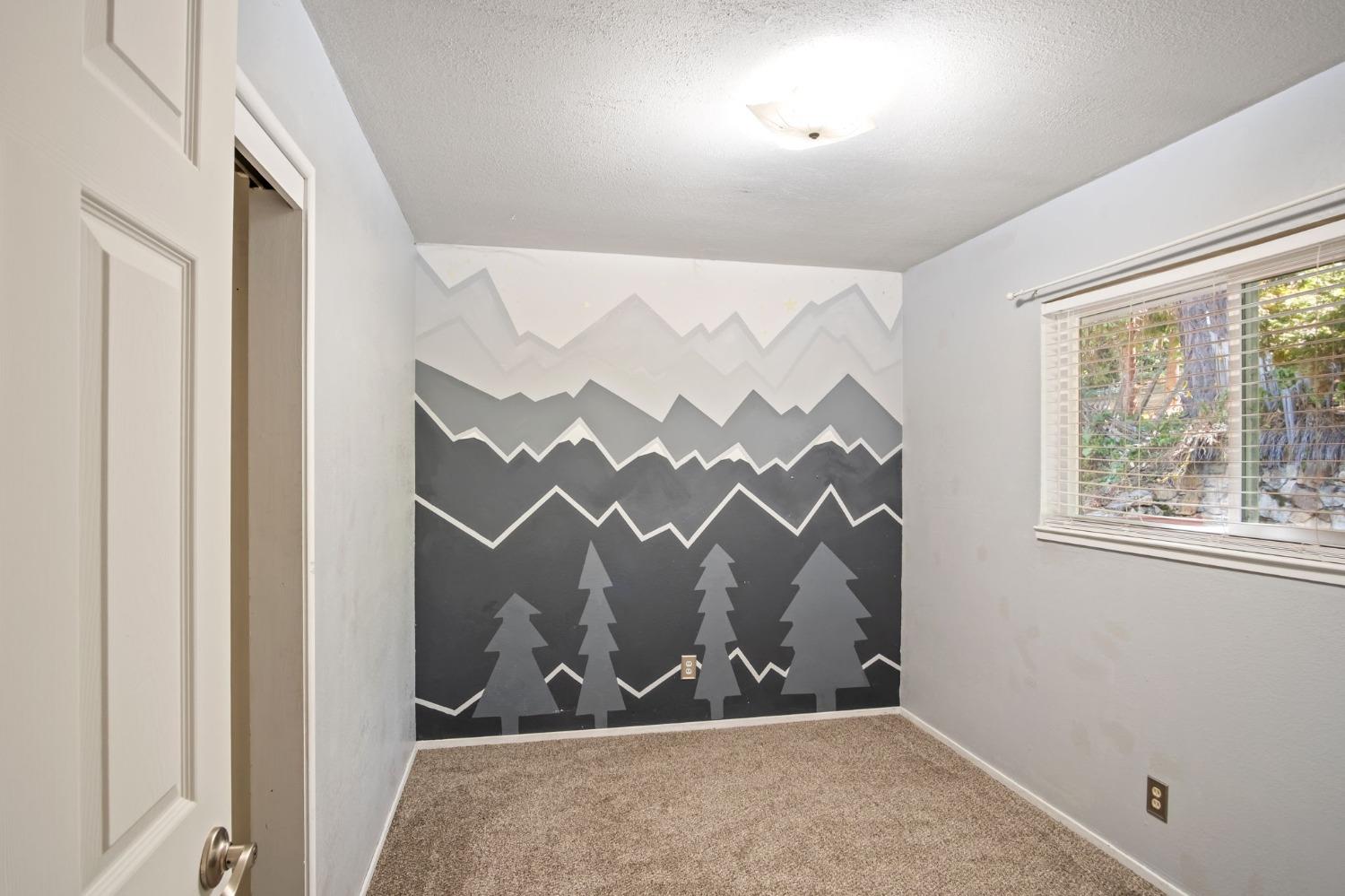 Detail Gallery Image 7 of 42 For 2838 Westview Dr, Camino,  CA 95709 - 3 Beds | 2 Baths