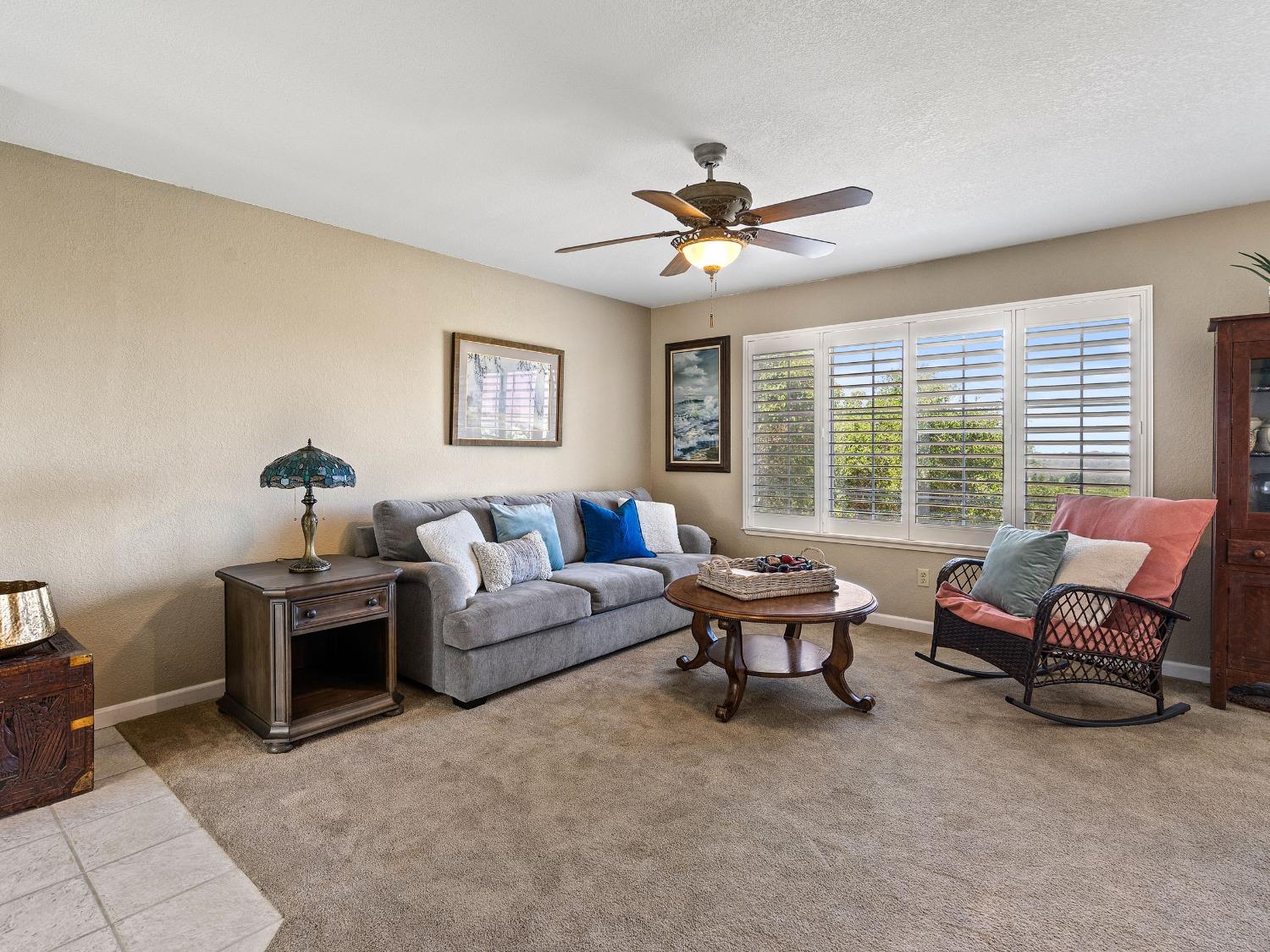 Detail Gallery Image 4 of 22 For 2454 Sandpiper Way, Cameron Park,  CA 95682 - 3 Beds | 2 Baths