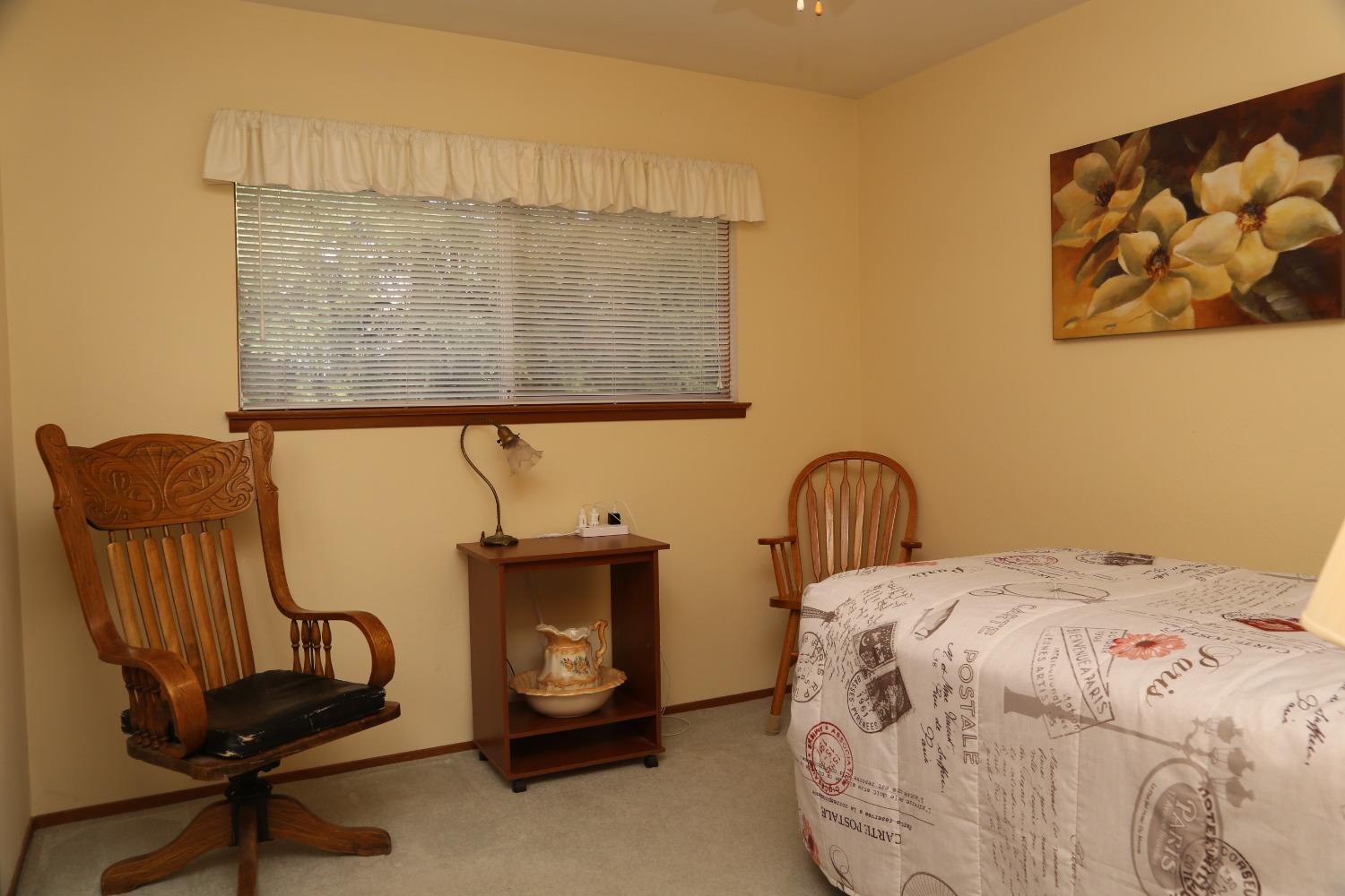 Detail Gallery Image 24 of 61 For 5726 Gold Hill Rd, Placerville,  CA 95667 - 3 Beds | 2/1 Baths