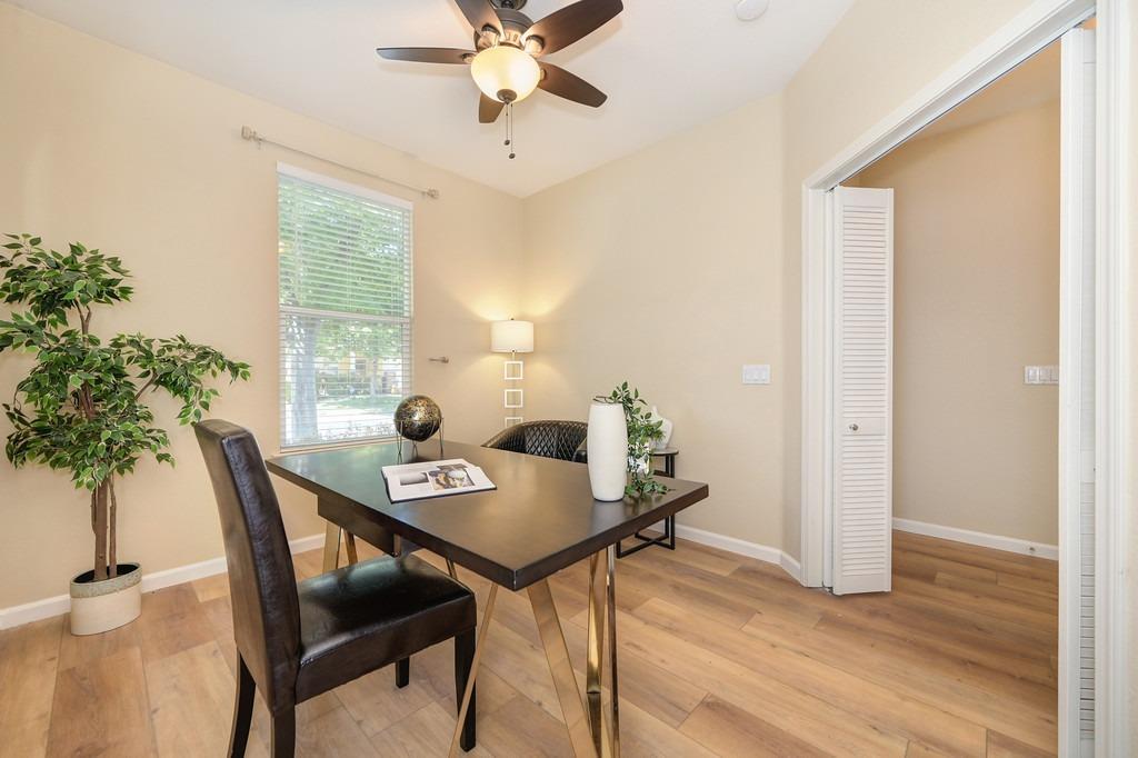 Detail Gallery Image 8 of 72 For 131 Rock House Cir, Sacramento,  CA 95835 - 2 Beds | 2 Baths