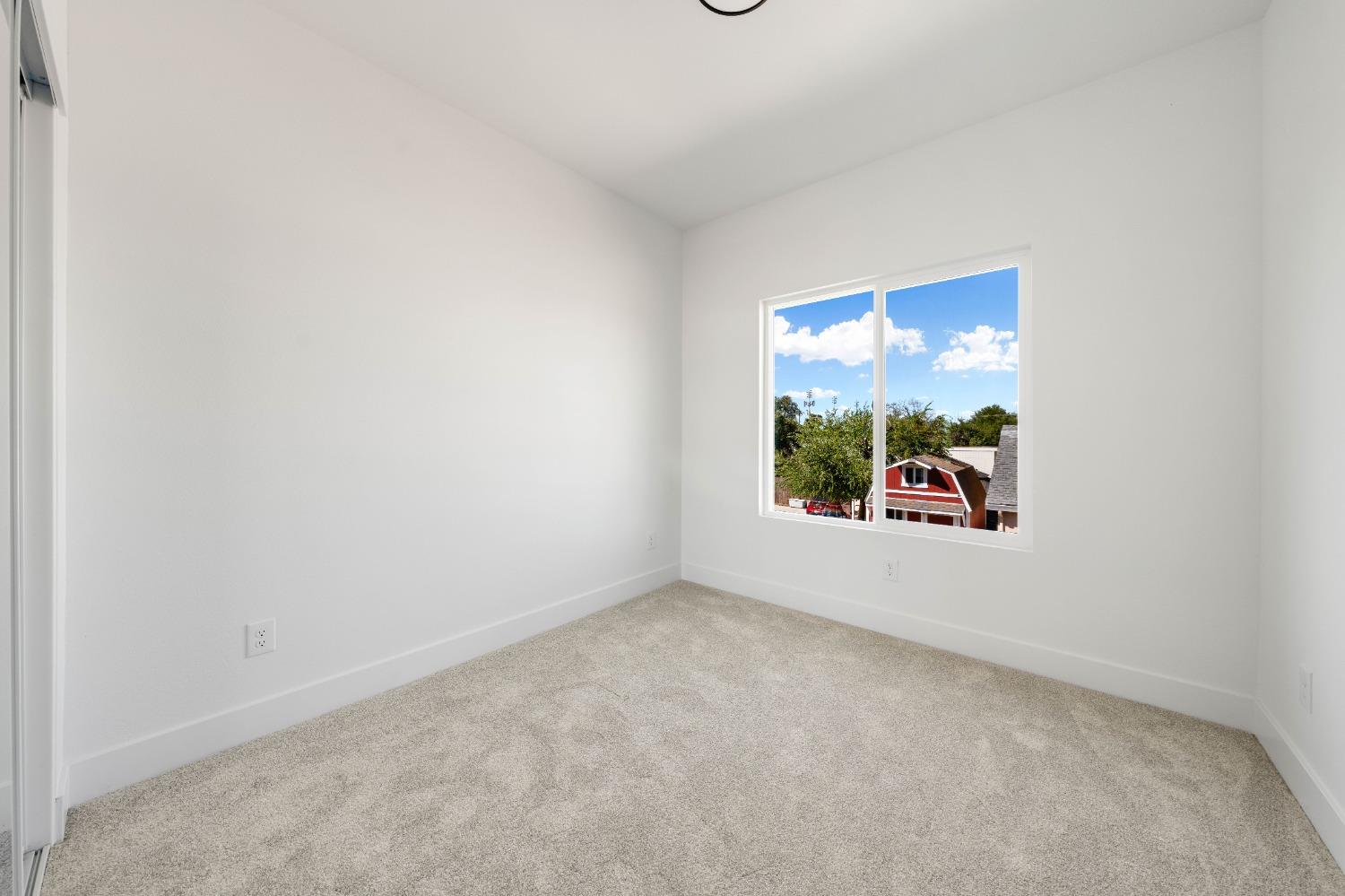 Detail Gallery Image 19 of 30 For 1551 Nogales St, Sacramento,  CA 95838 - 3 Beds | 2/1 Baths