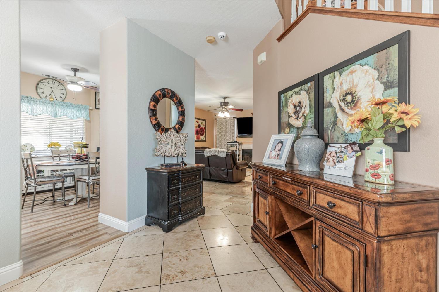 Detail Gallery Image 16 of 68 For 144 Blush Ct, Los Banos,  CA 93635 - 4 Beds | 2/1 Baths