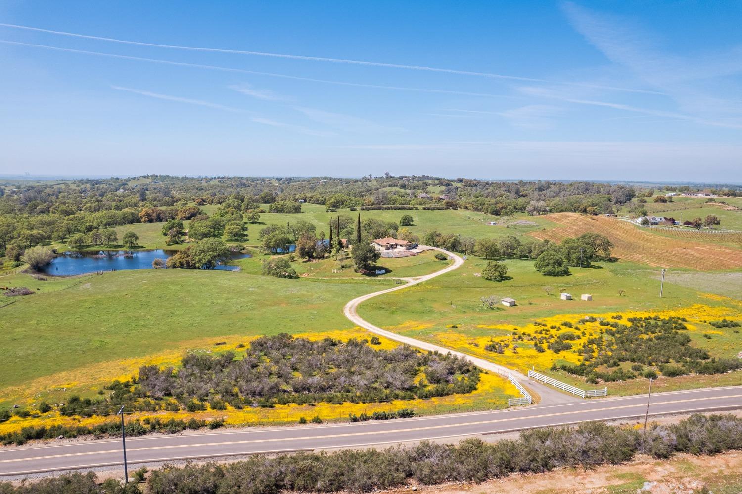 Detail Gallery Image 52 of 70 For 15215 Willow Creek Rd, Plymouth,  CA 95669 - 3 Beds | 3 Baths