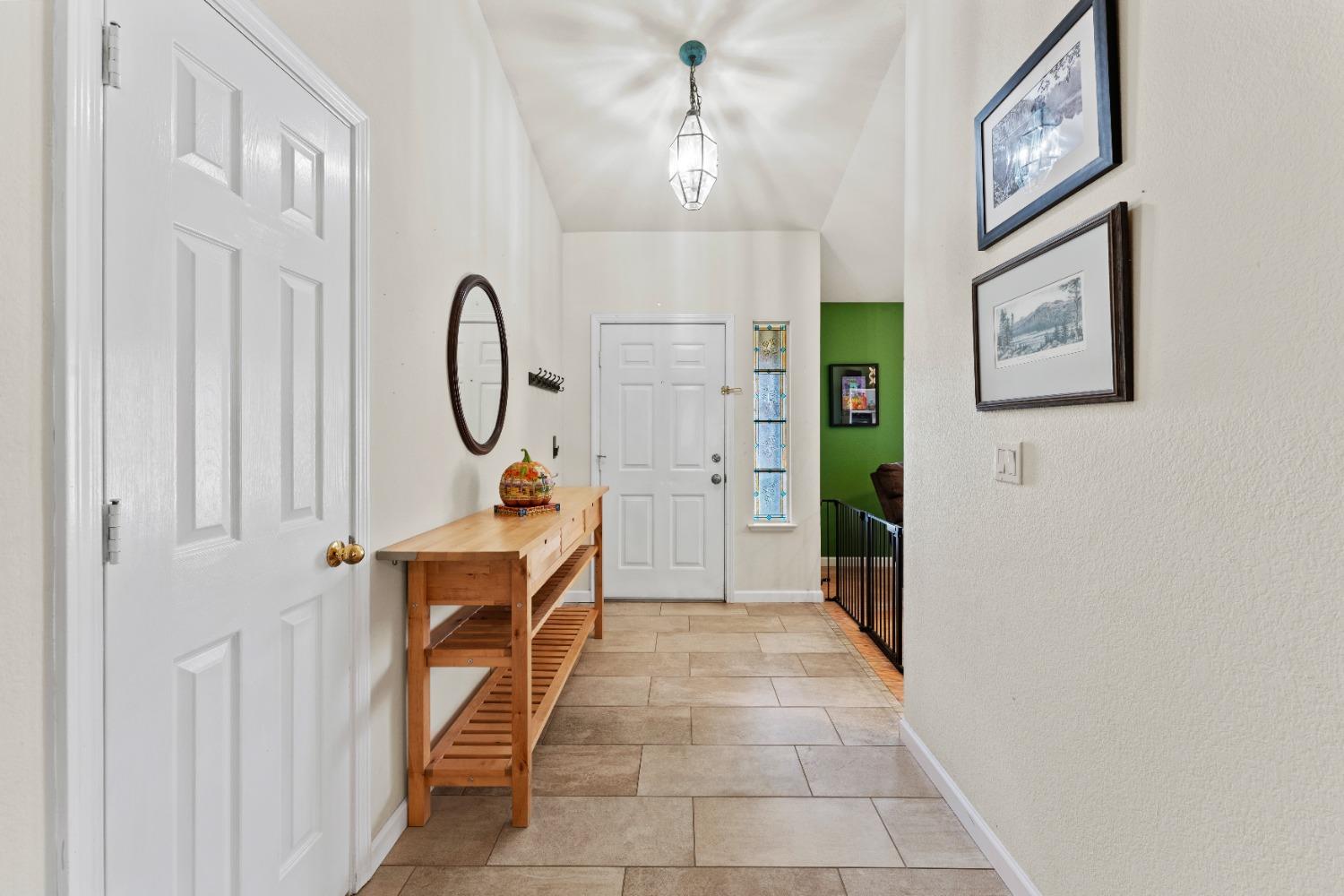 Detail Gallery Image 10 of 64 For 702 Bowers Way, Wheatland,  CA 95692 - 3 Beds | 2 Baths