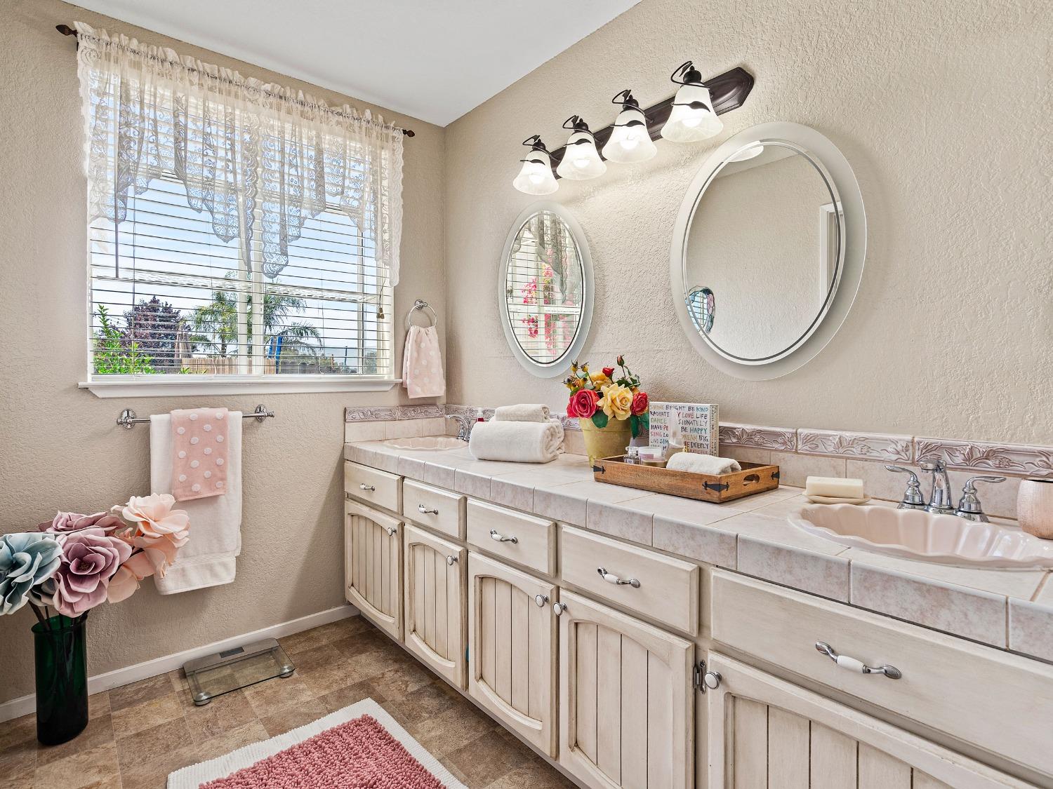 Detail Gallery Image 15 of 22 For 2454 Sandpiper Way, Cameron Park,  CA 95682 - 3 Beds | 2 Baths