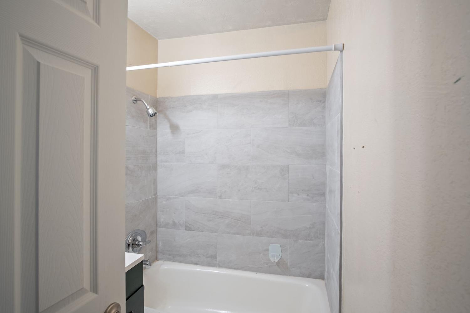 Detail Gallery Image 9 of 42 For 2838 Westview Dr, Camino,  CA 95709 - 3 Beds | 2 Baths