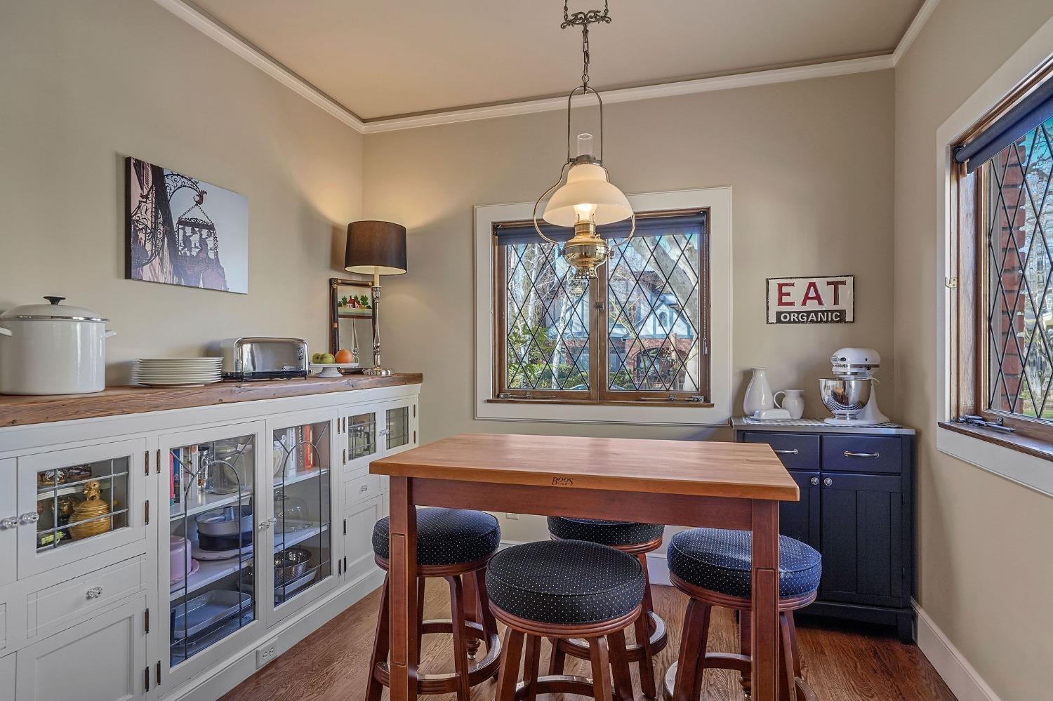 Detail Gallery Image 21 of 40 For 941 45th St, Sacramento,  CA 95819 - 2 Beds | 1 Baths