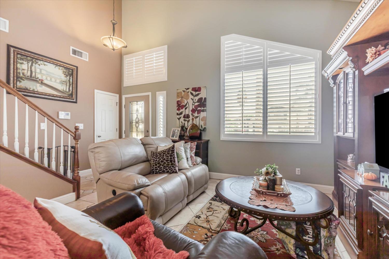 Detail Gallery Image 14 of 68 For 144 Blush Ct, Los Banos,  CA 93635 - 4 Beds | 2/1 Baths