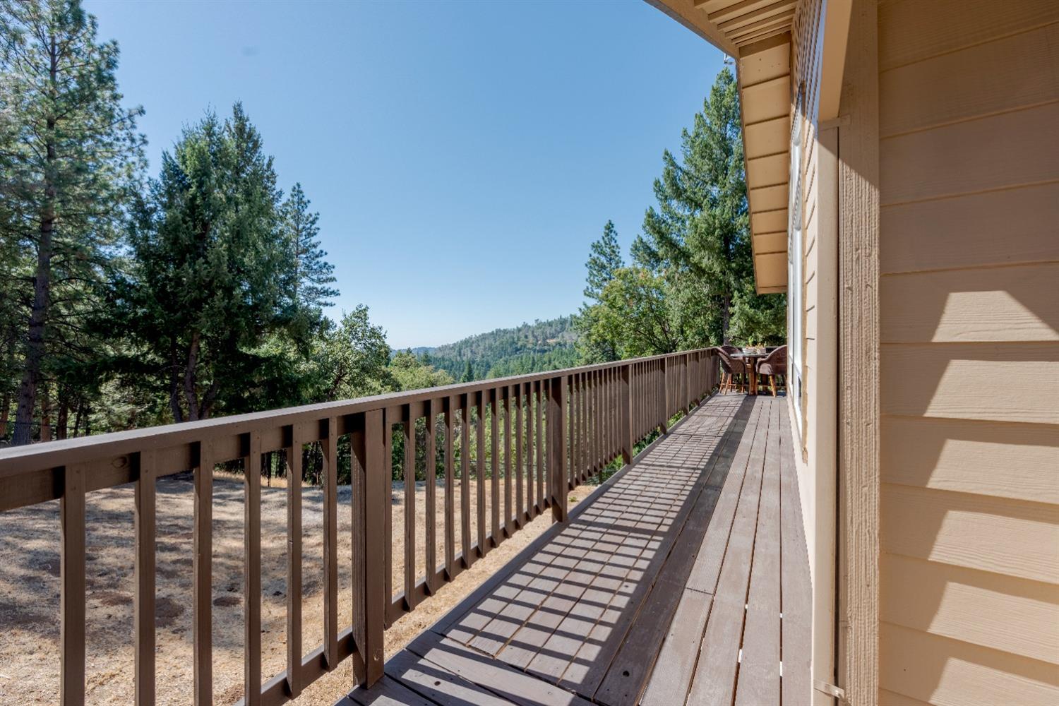 Detail Gallery Image 60 of 90 For 5031 Shooting Star Rd, Pollock Pines,  CA 95726 - 4 Beds | 2/2 Baths