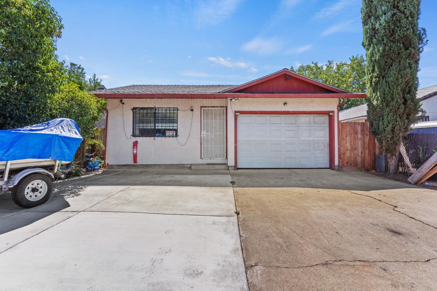 Detail Gallery Image 1 of 1 For 7920 36th Ave, Sacramento,  CA 95824 - 4 Beds | 2 Baths