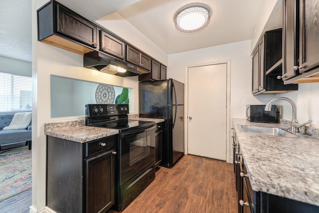 Detail Gallery Image 7 of 21 For 1188 Casita Dr #2,  Yuba City,  CA 95991 - 2 Beds | 1/1 Baths