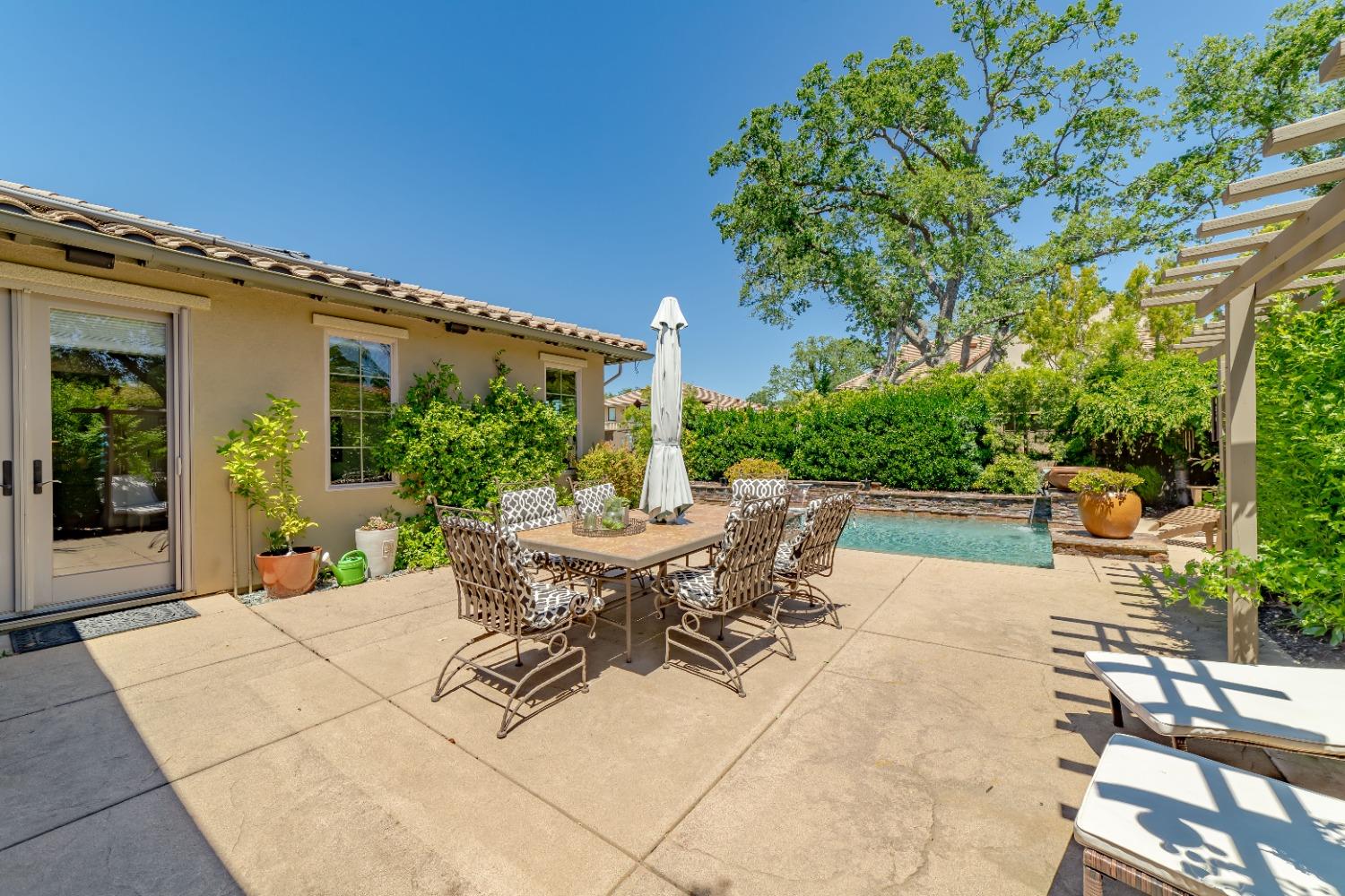 Detail Gallery Image 40 of 66 For 2023 Impressionist Way, El Dorado Hills,  CA 95762 - 4 Beds | 3/1 Baths