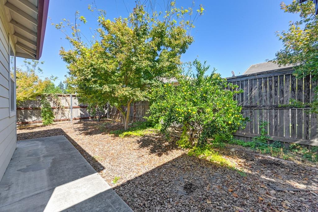 Detail Gallery Image 53 of 72 For 131 Rock House Cir, Sacramento,  CA 95835 - 2 Beds | 2 Baths