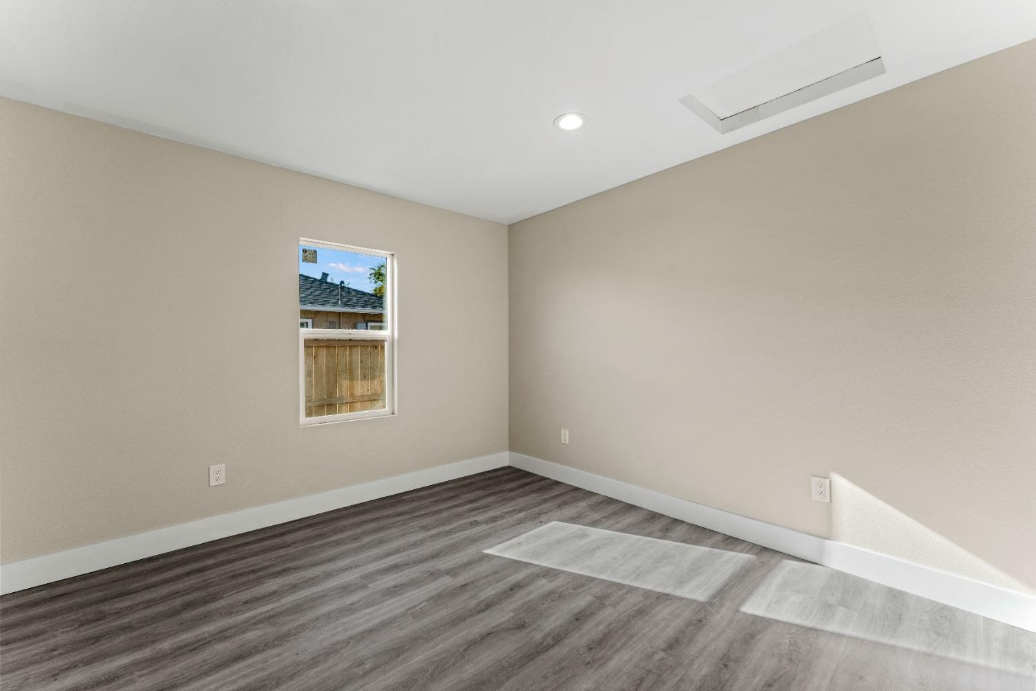 Detail Gallery Image 15 of 23 For 2107 Rassy Way, Sacramento,  CA 95821 - 4 Beds | 2 Baths