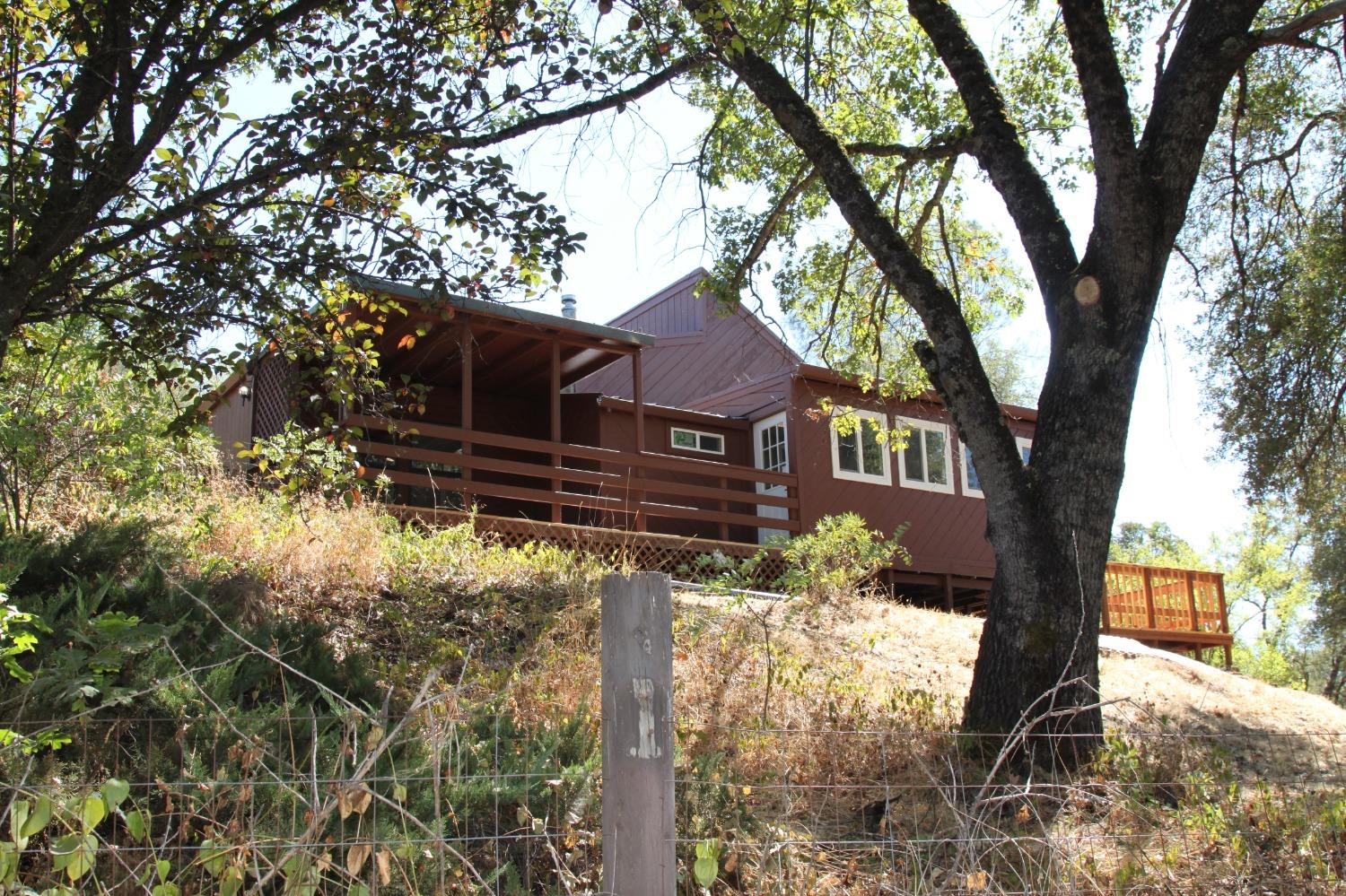 Detail Gallery Image 27 of 31 For 17665 Royal Oaks Pl, Grass Valley,  CA 95949 - 3 Beds | 2 Baths