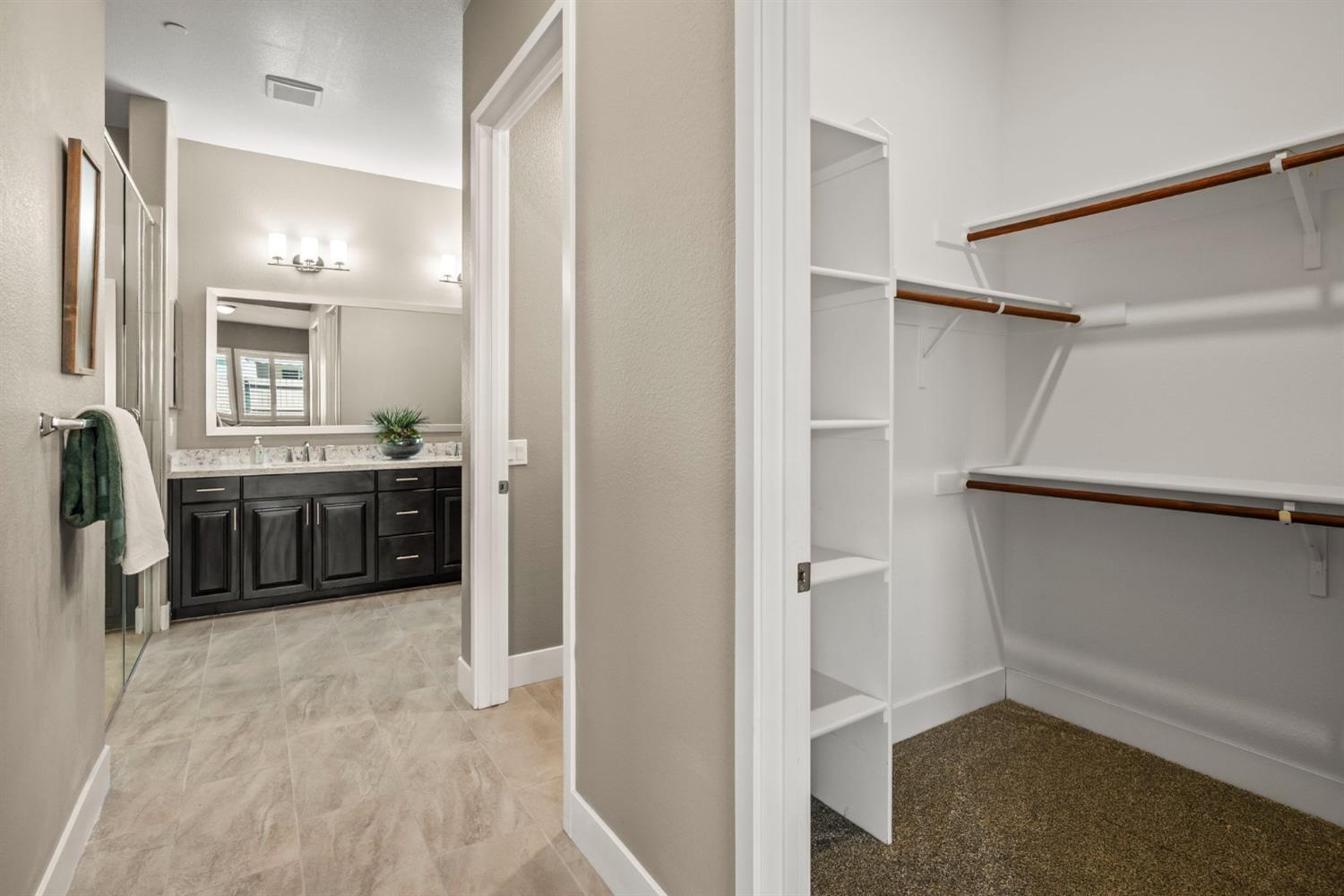 Detail Gallery Image 24 of 56 For 3029 Calypso Cir, El Dorado Hills,  CA 95762 - 3 Beds | 3/1 Baths