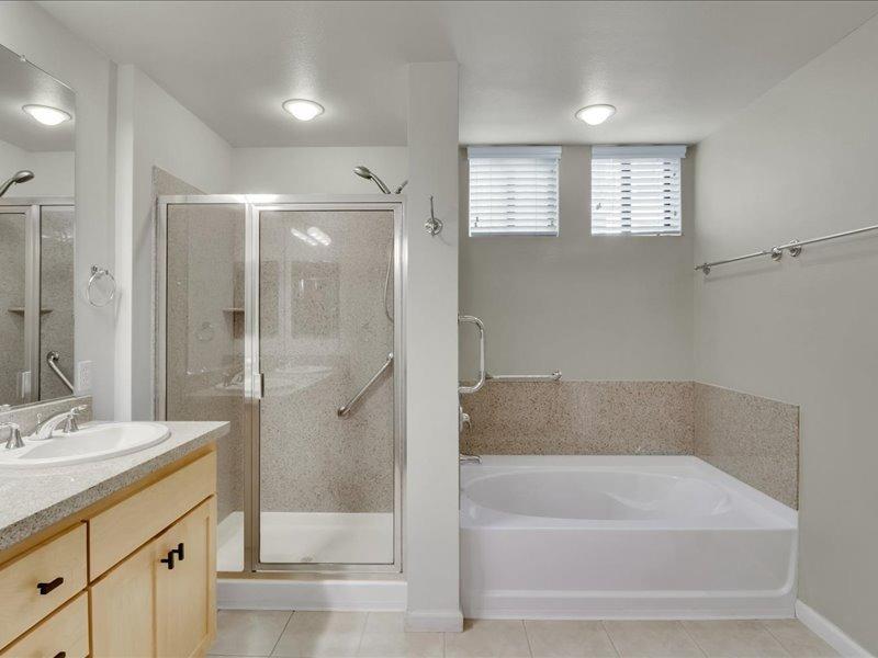 Detail Gallery Image 21 of 24 For 800 N 8th St #106,  San Jose,  CA 95112 - 3 Beds | 2 Baths