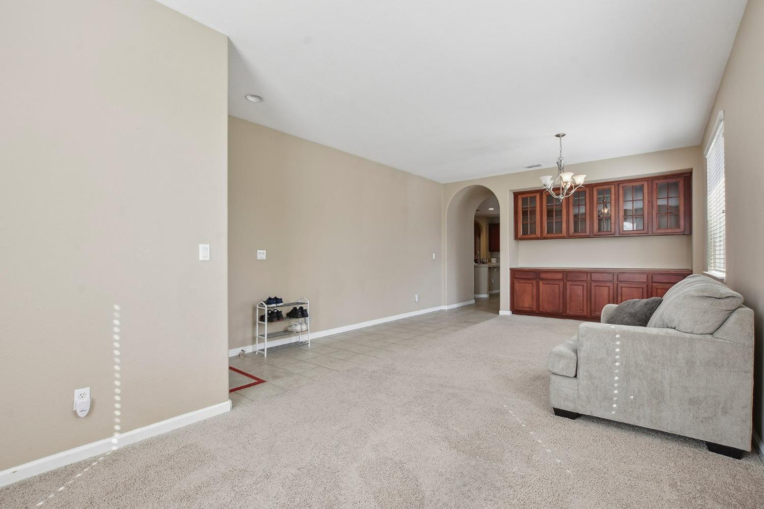 Detail Gallery Image 6 of 26 For 11767 Kouros Way, Rancho Cordova,  CA 95742 - 3 Beds | 2 Baths