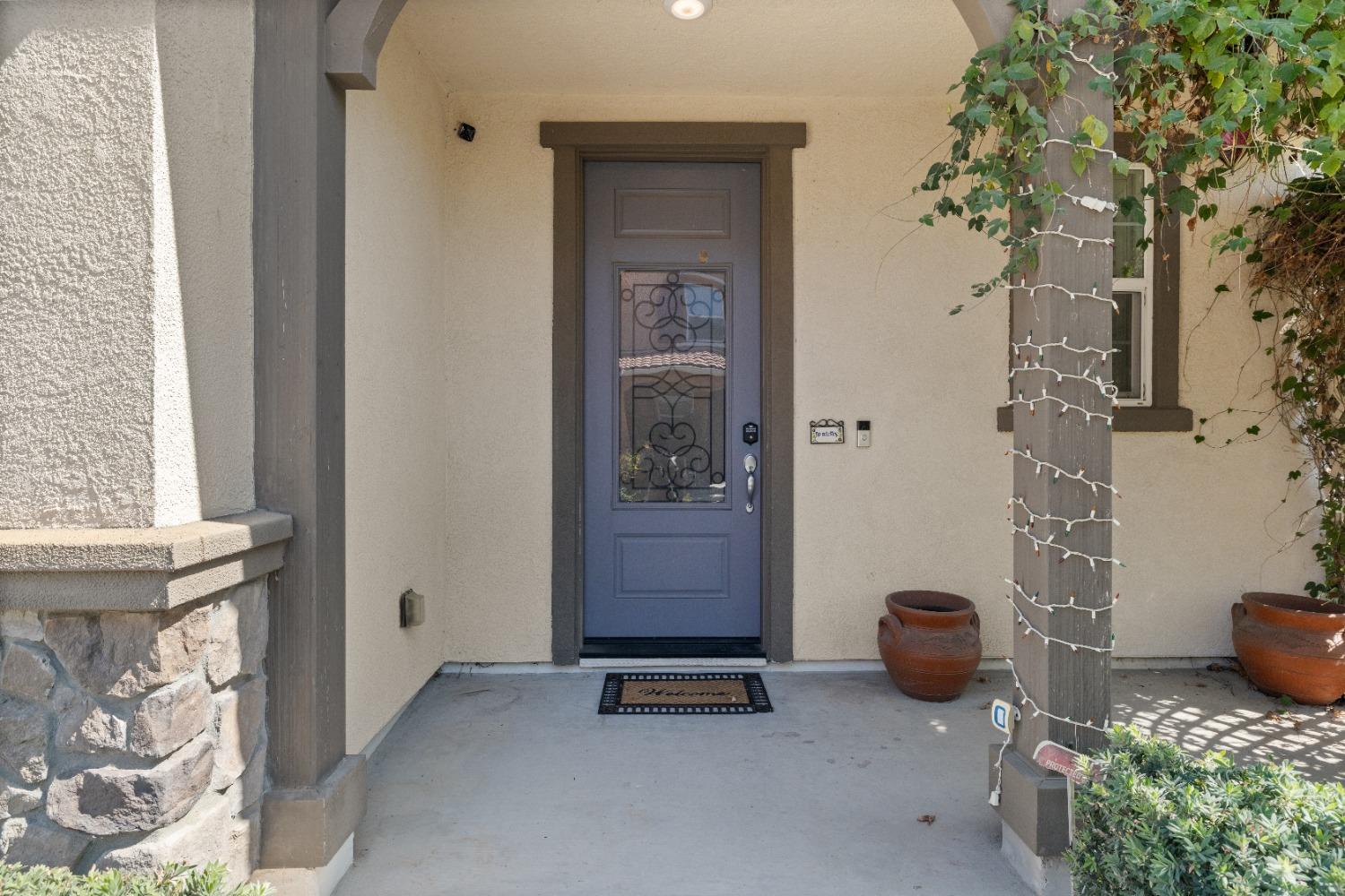 Detail Gallery Image 4 of 47 For 2 Suncatcher Pl, Sacramento,  CA 95835 - 3 Beds | 2/1 Baths