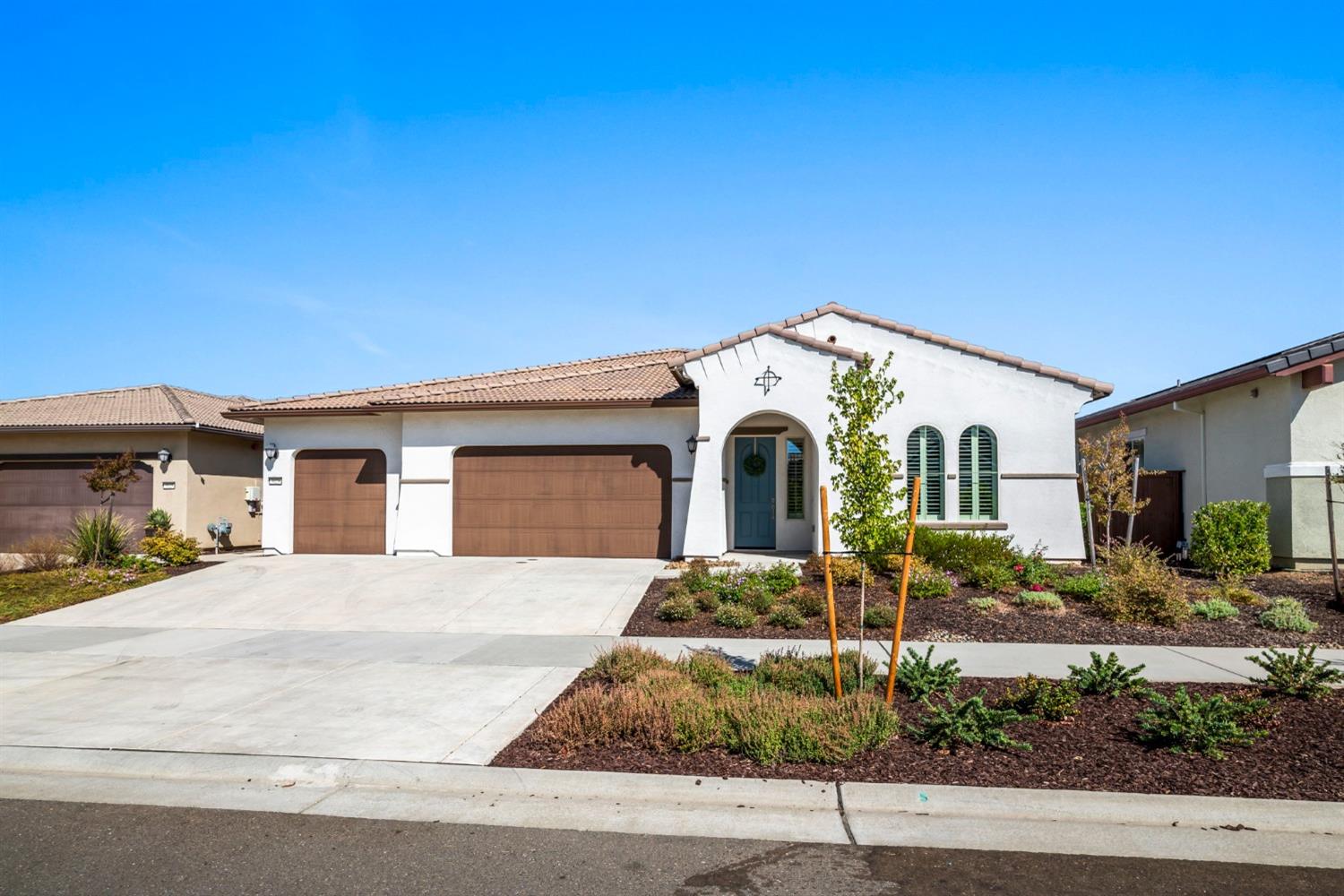 Detail Gallery Image 2 of 56 For 3029 Calypso Cir, El Dorado Hills,  CA 95762 - 3 Beds | 3/1 Baths