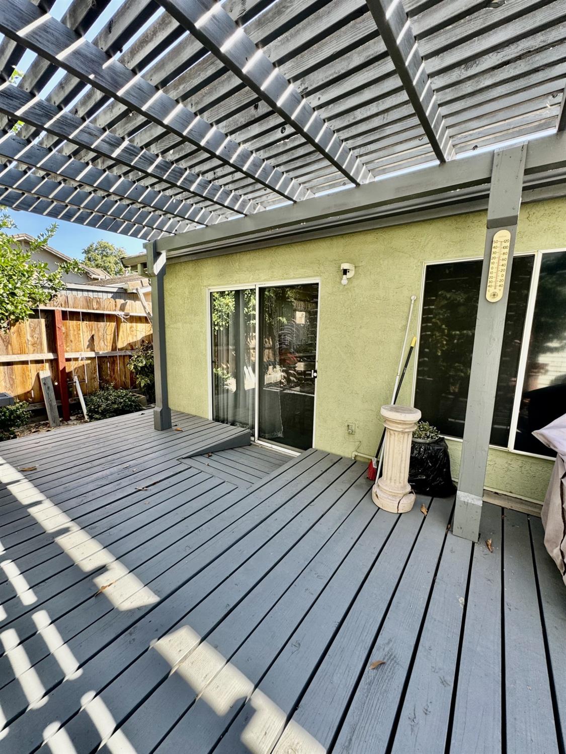 Detail Gallery Image 43 of 51 For 1377 Lloyd Thayer Cir, Stockton,  CA 95206 - 3 Beds | 2 Baths