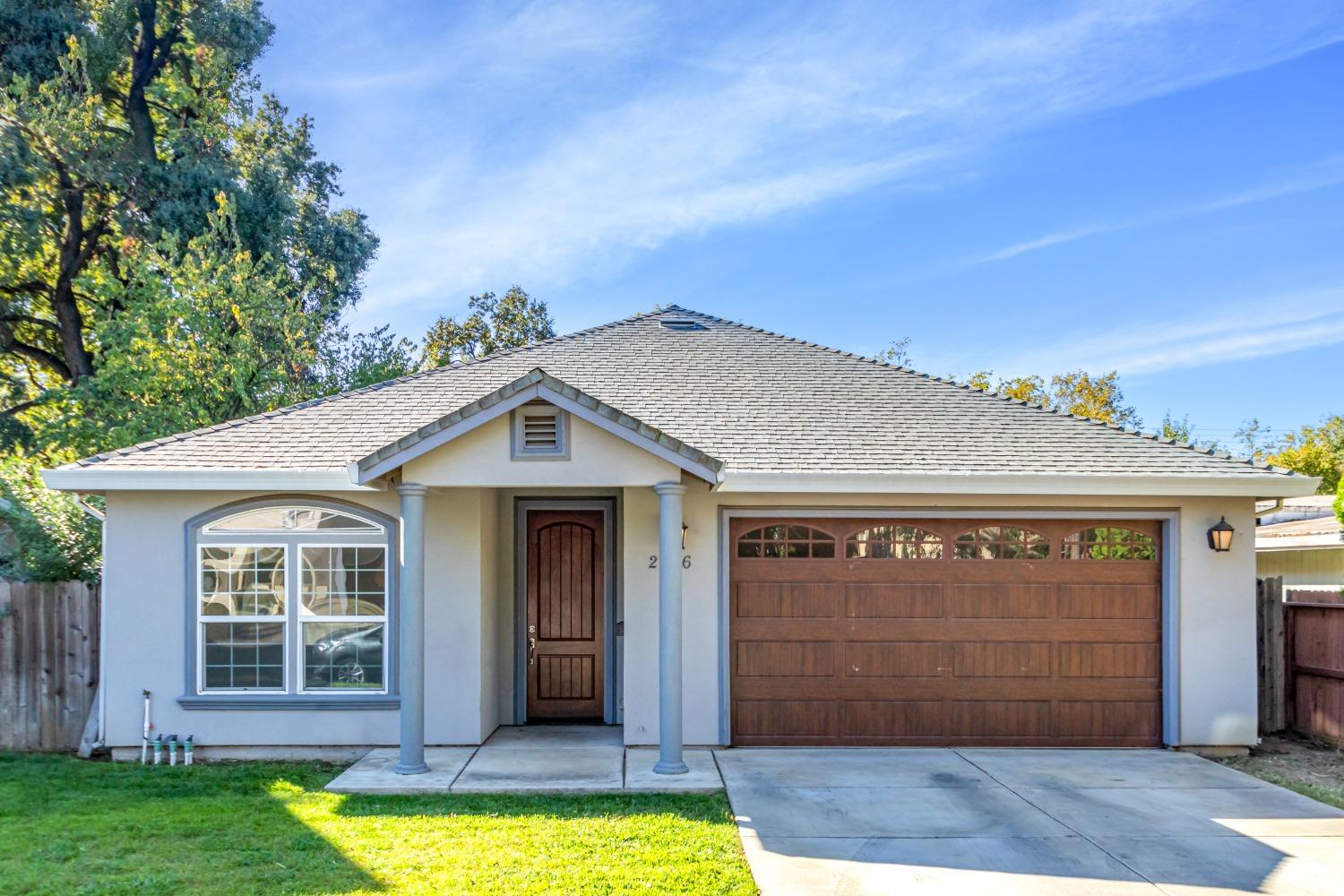 Detail Gallery Image 1 of 1 For 2746 2nd Ave, Sacramento,  CA 95818 - 3 Beds | 2 Baths