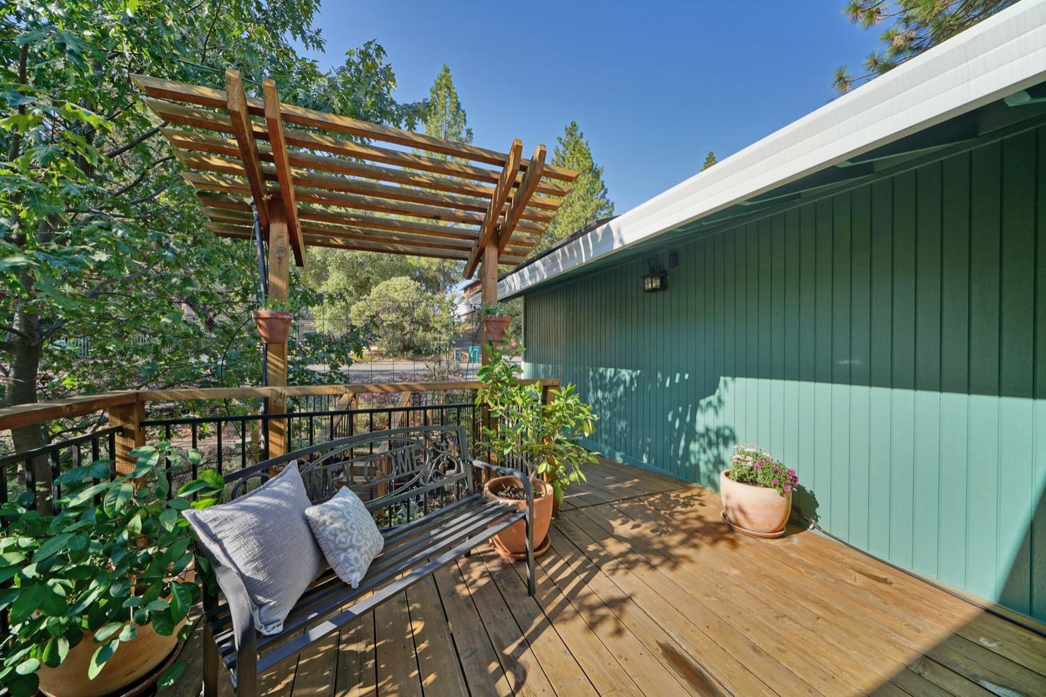 Detail Gallery Image 3 of 52 For 2599 Northridge Dr, Placerville,  CA 95667 - 4 Beds | 2/1 Baths