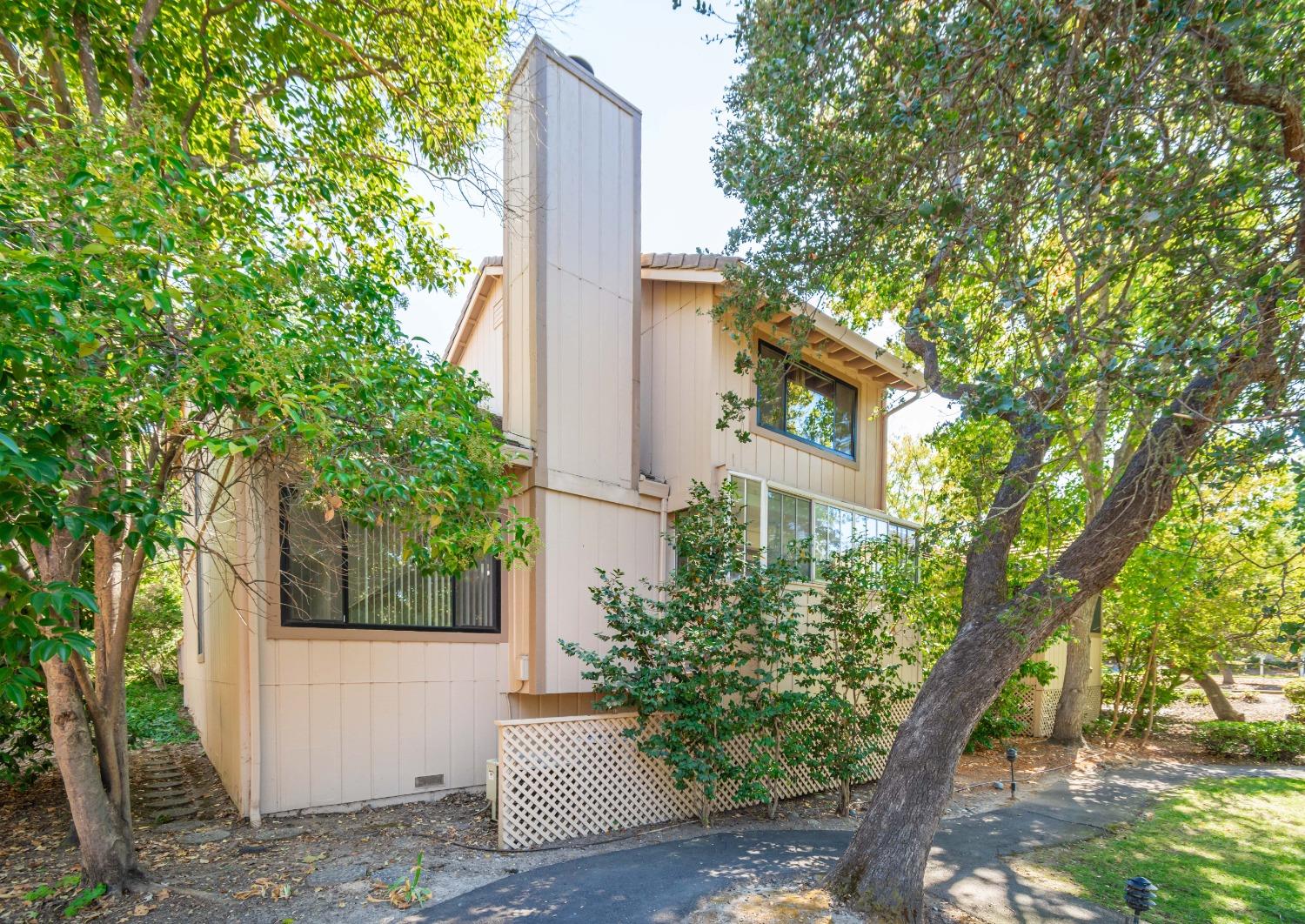 Detail Gallery Image 40 of 61 For 7443 Heritage Meadow Pl, Citrus Heights,  CA 95610 - 3 Beds | 2/1 Baths