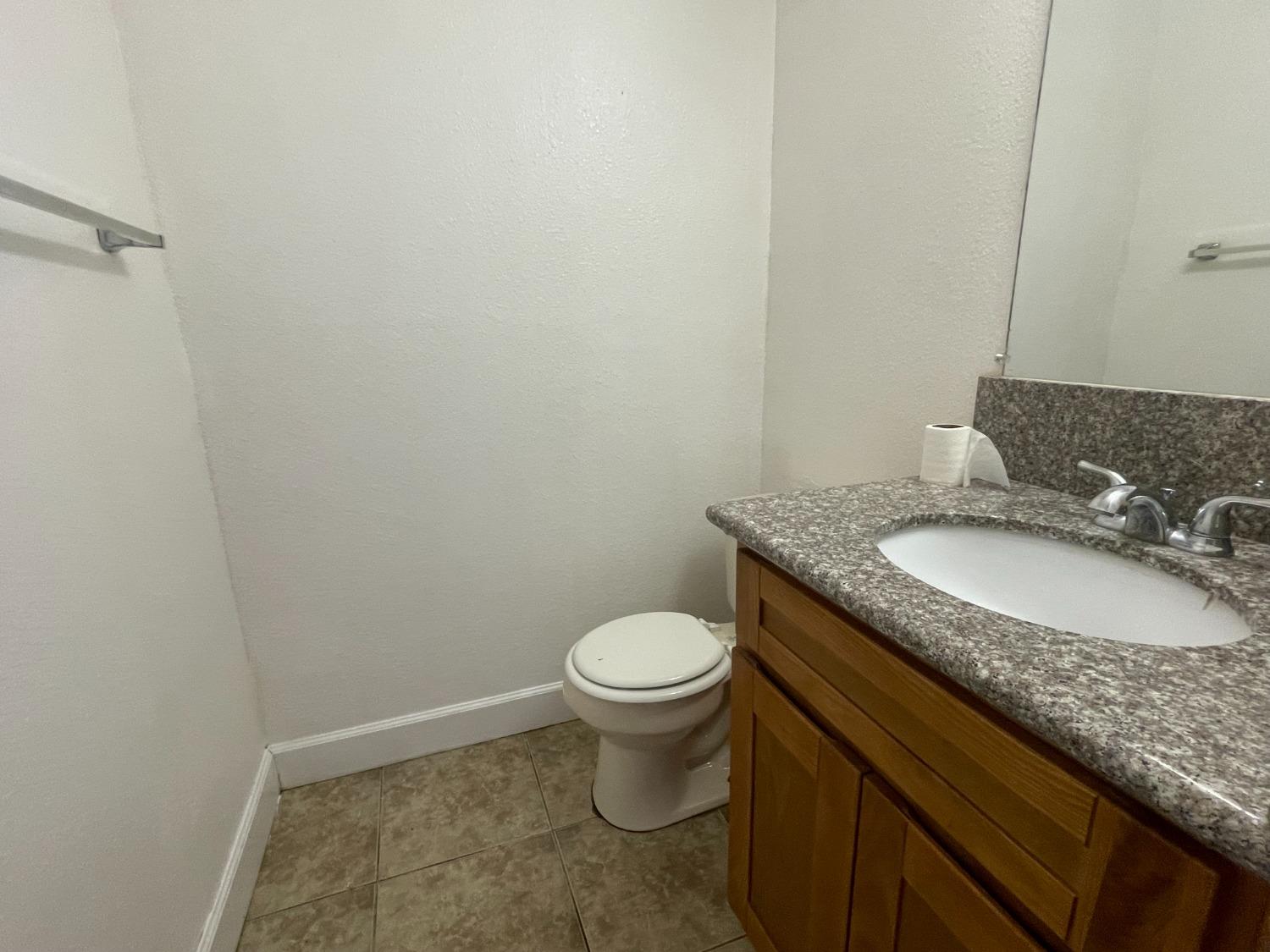 Photo #4: 224108317 Listing 