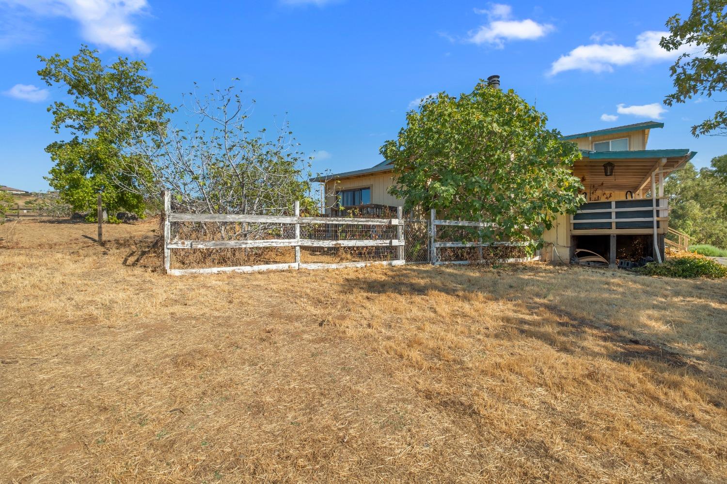 Detail Gallery Image 13 of 65 For 2159 City Lights Dr, El Dorado Hills,  CA 95762 - 3 Beds | 3 Baths