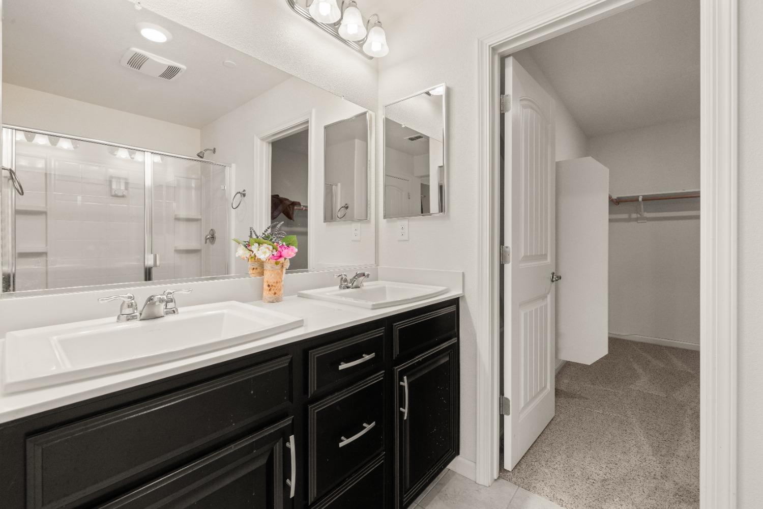 Detail Gallery Image 38 of 47 For 2 Suncatcher Pl, Sacramento,  CA 95835 - 3 Beds | 2/1 Baths