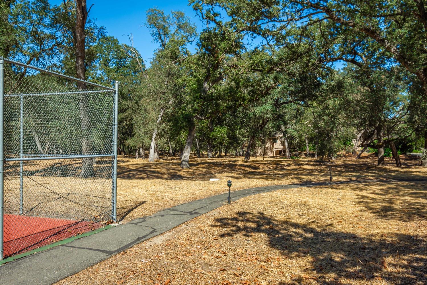 Detail Gallery Image 38 of 61 For 7443 Heritage Meadow Pl, Citrus Heights,  CA 95610 - 3 Beds | 2/1 Baths