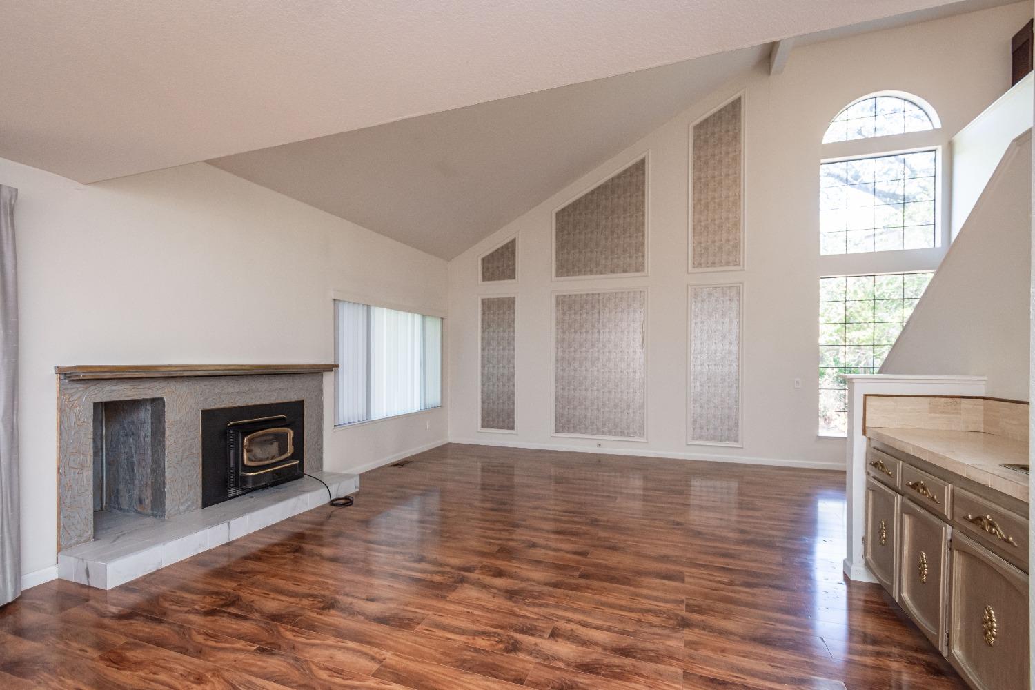 Detail Gallery Image 10 of 61 For 7443 Heritage Meadow Pl, Citrus Heights,  CA 95610 - 3 Beds | 2/1 Baths